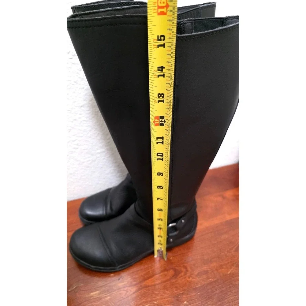 Clarks Black Knee-High Riding Boots Side Buckle Strap Zipper Closure Size 7.5